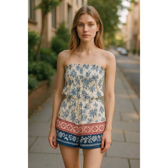 Jessica Simpson Size M Romper Shorts Tube Top Floral Womens Summer Resort White - Picture 1 of 6